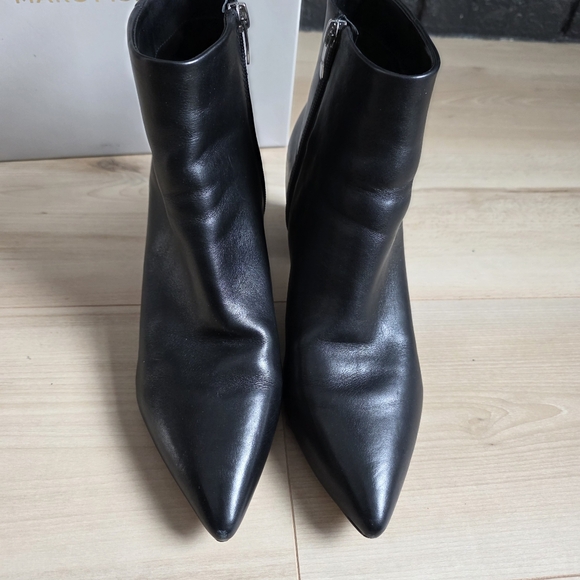 Marc Fisher Leather Ankle Booties Elegant Pointed Toe MF Jelly Black 9.5 - Picture 6 of 11